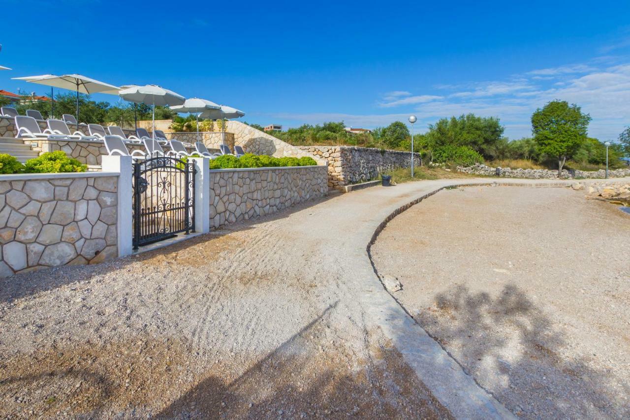 Luxury Apartments Villa Matea 1 Malinska Kültér fotó
